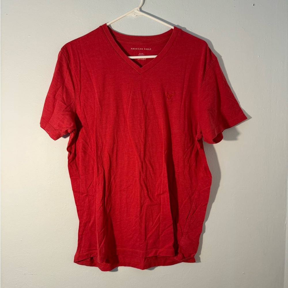 American Eagle v neck